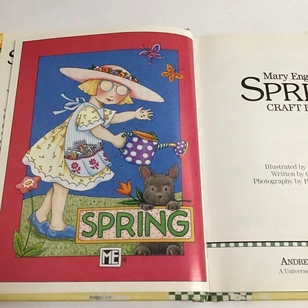 Mary Engelbreit's 1997 Spring Easy Craft Book Mini Hardcover by Charlotte Lyons
